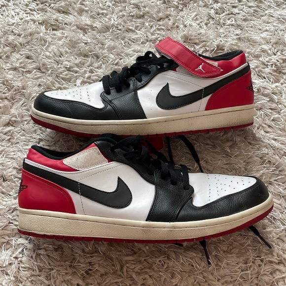 nike air jordan low black toe